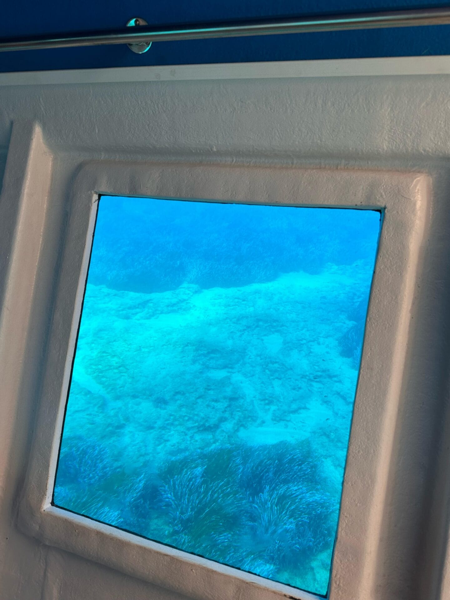 semi submarine Kolymbia