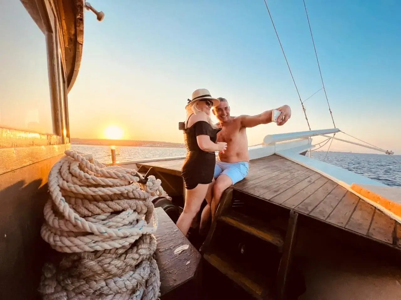 duchess sunset cruise